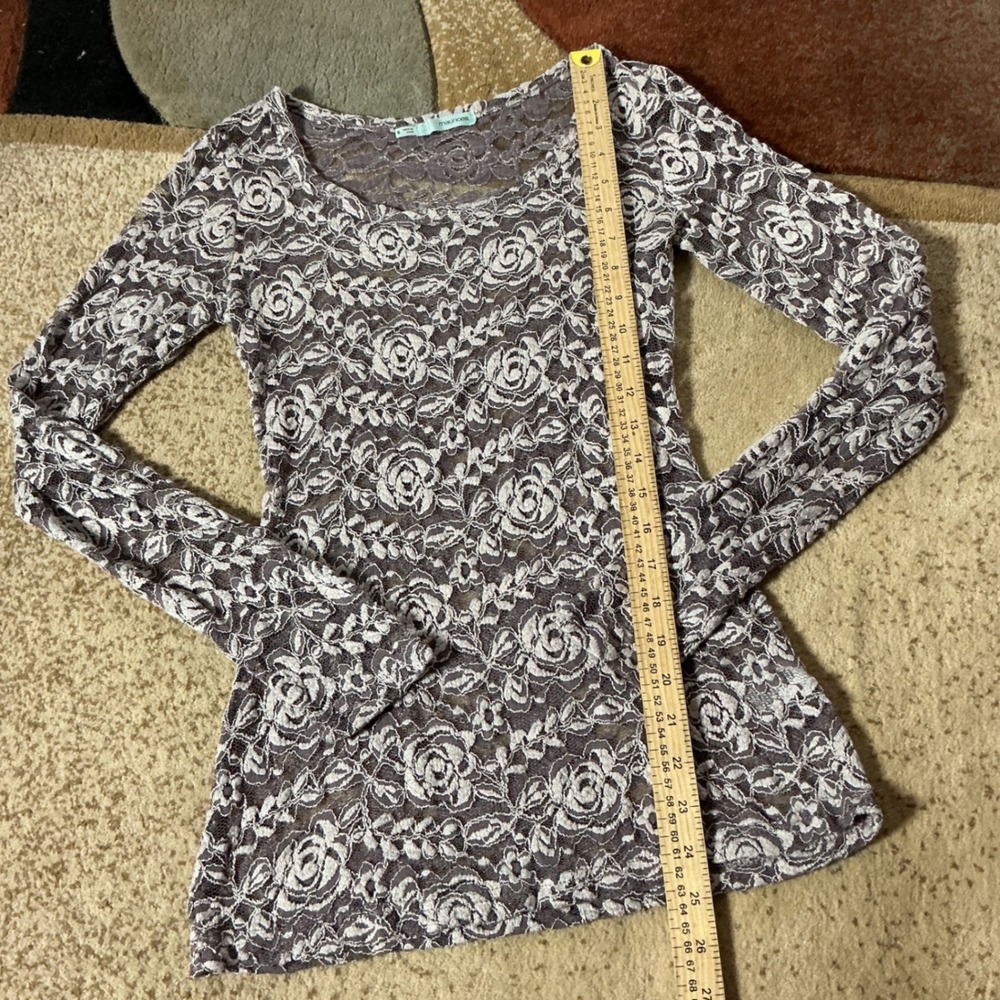 Maurices Floral Lace Sheer Top Womens S Purple Gray Long Sleeve Layering - Picture 2 of 7